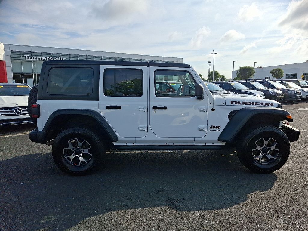Thumbnail: 2018 Jeep Wrangler - 7