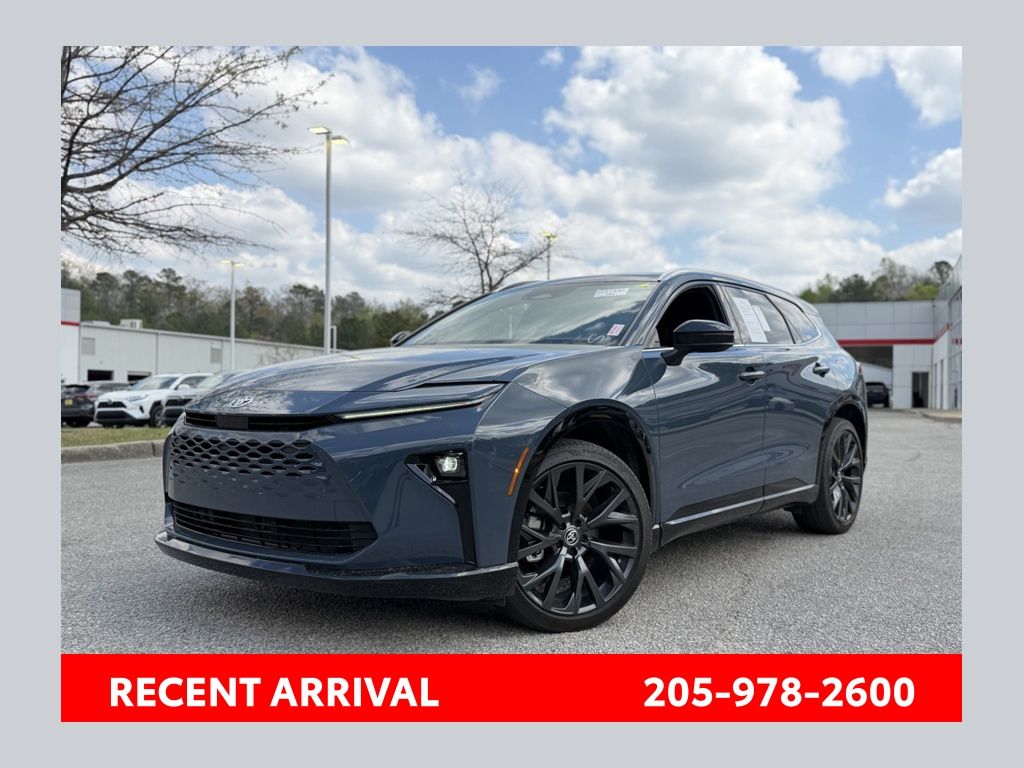 2025 Toyota Crown Signia Limited AWD