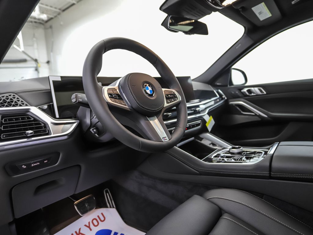 Thumbnail: 2026 BMW X6 - 10