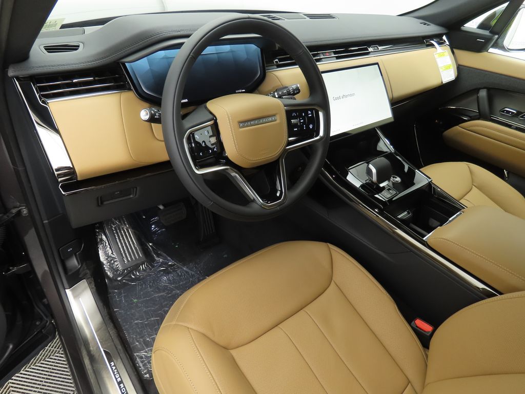 Thumbnail: 2025 Land Rover Range Rover Sport - 9