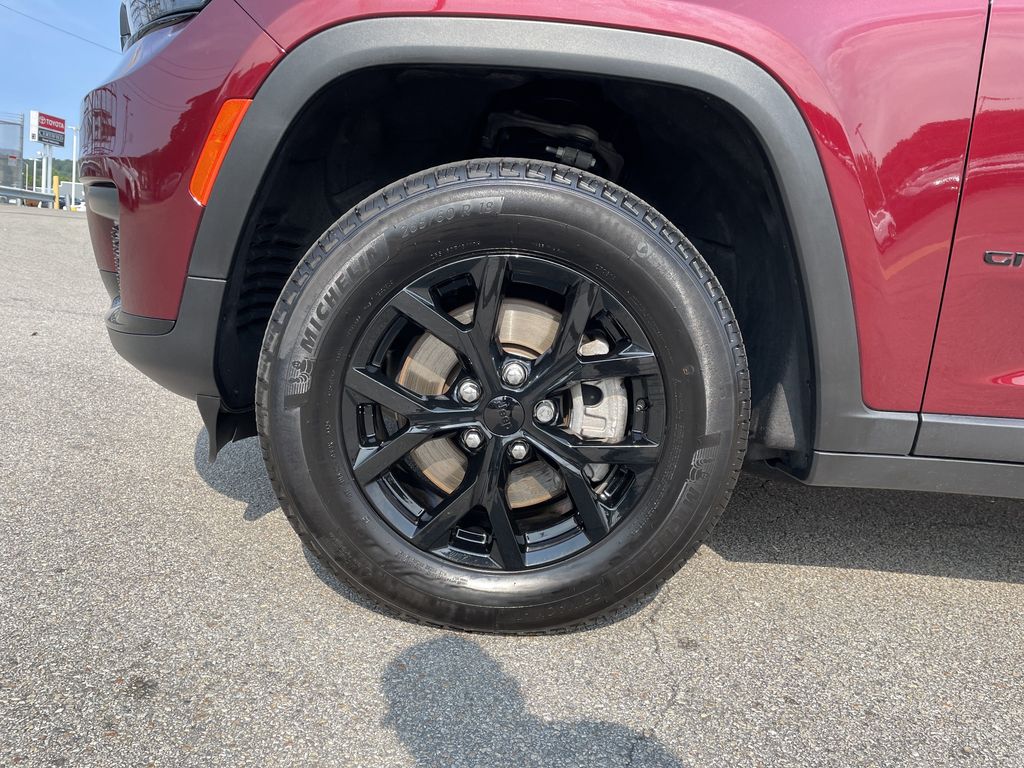 Used 2025 Jeep Grand Cherokee L SUV