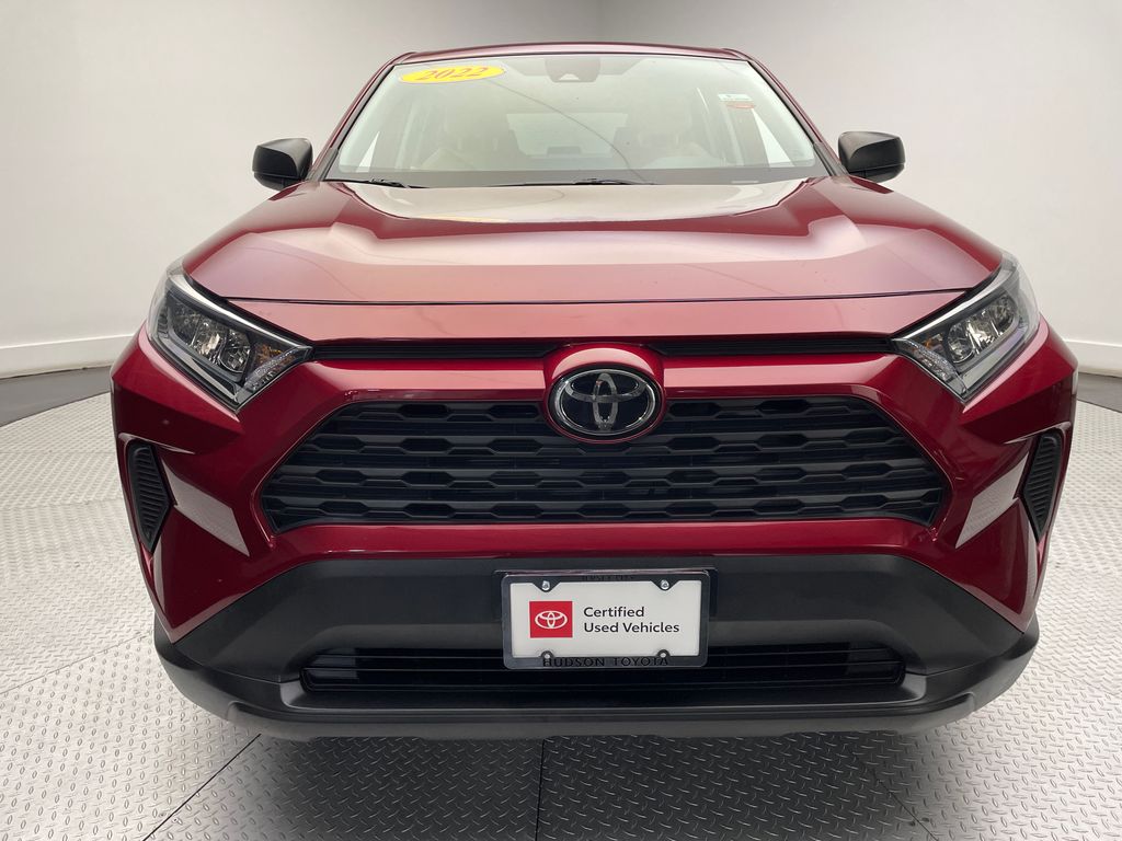 2022 Toyota RAV4 LE 2