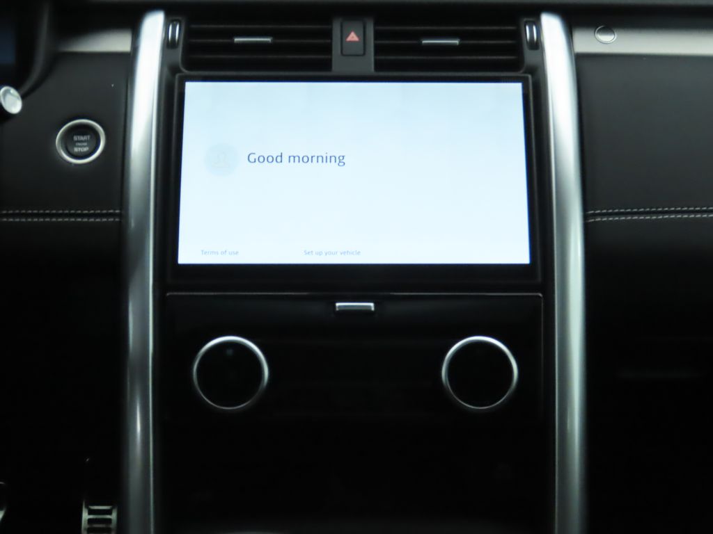 Thumbnail: 2024 Land Rover Discovery - 14