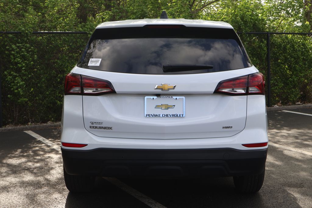 Thumbnail: 2024 Chevrolet Equinox - 8