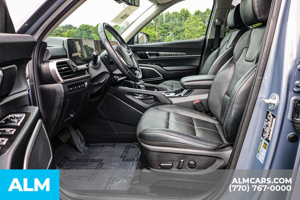 Used 2023 Silver Kia EX image 18