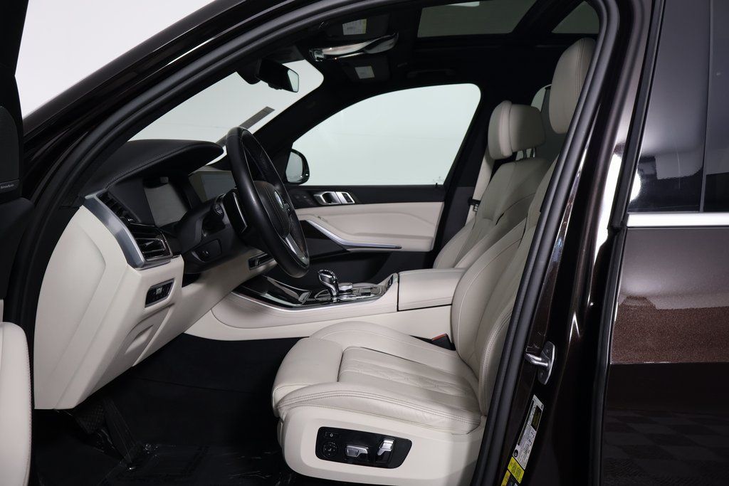 2023 BMW X5 xDrive45e 10