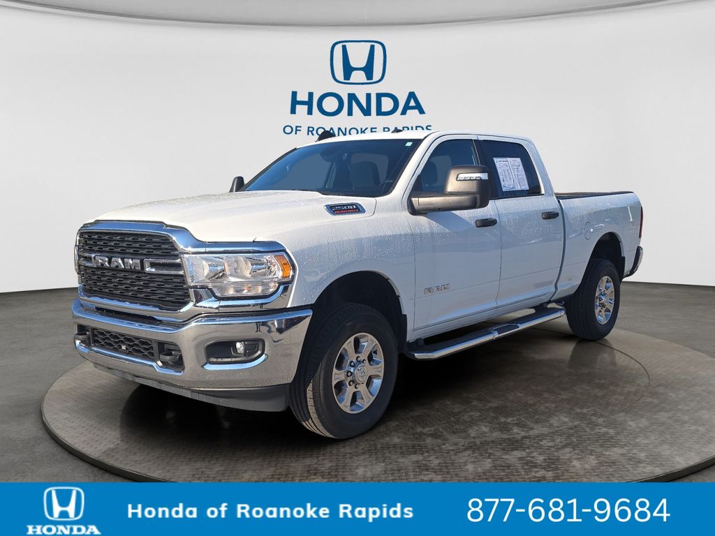 2024 RAM 2500 Big Horn Crew Cab 4WD