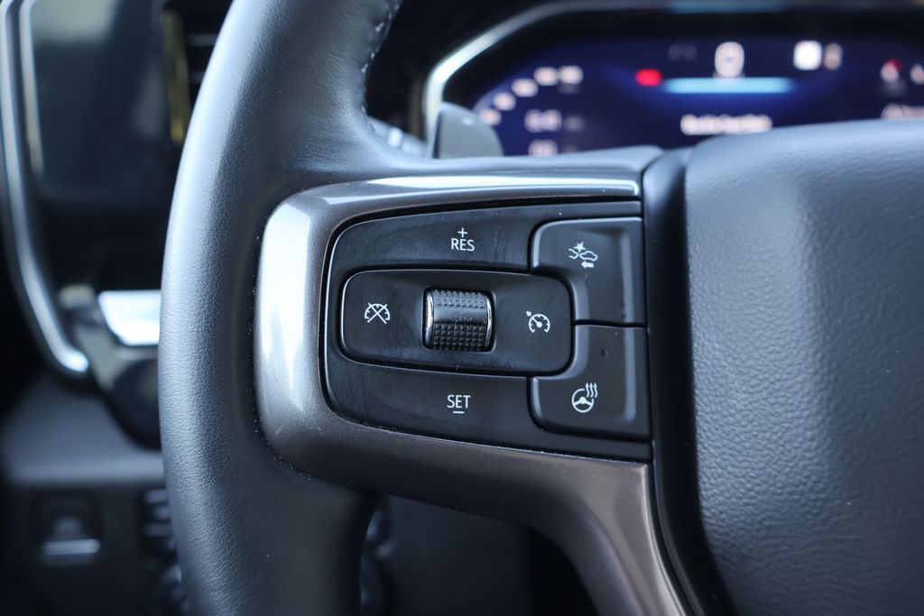2023 Chevrolet Silverado 1500 High Country 10