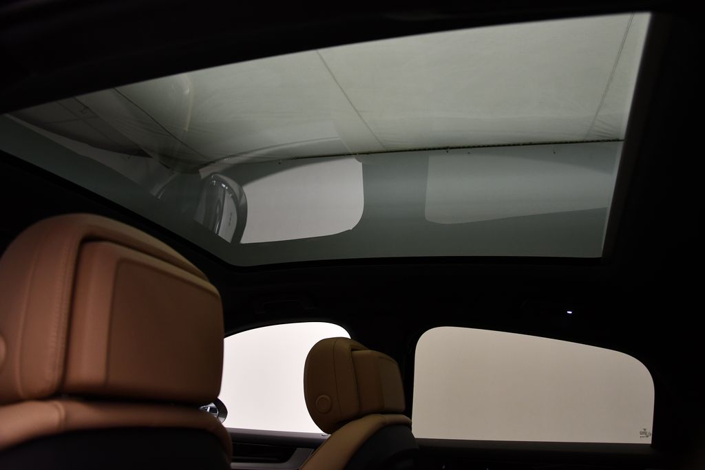 Thumbnail: 2025 Porsche  - 15