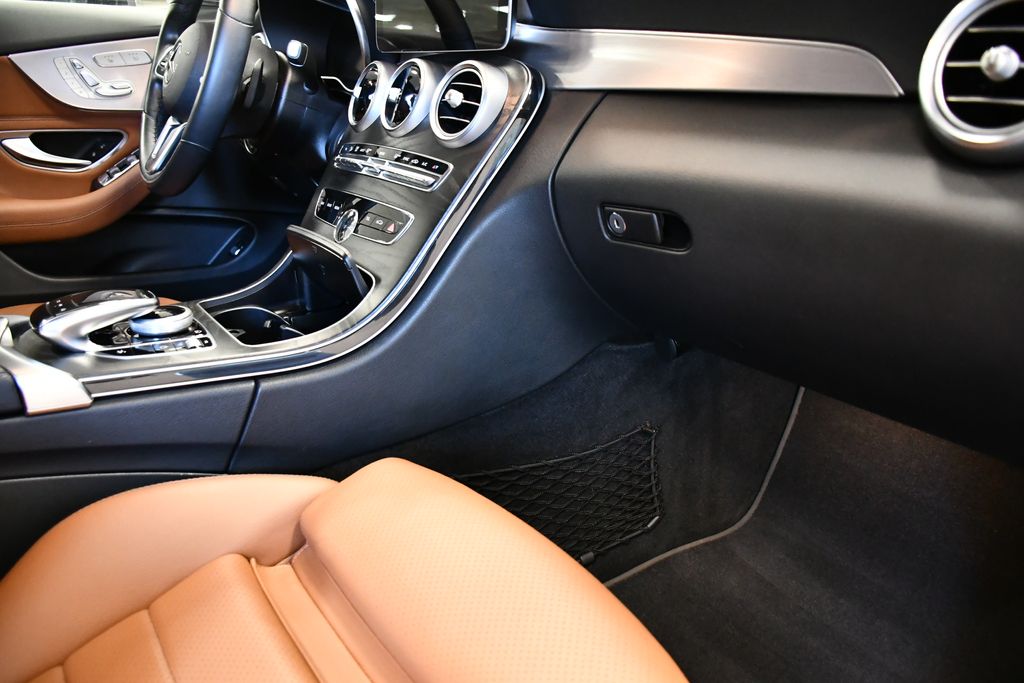 Thumbnail: 2020 Mercedes-Benz C-Class - 22