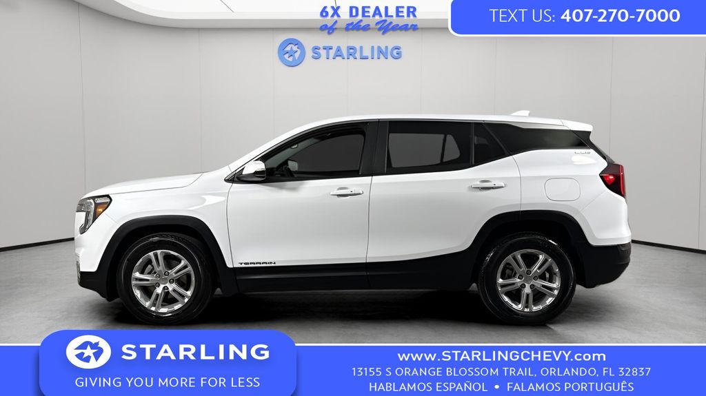 Summit White 2023 GMC Terrain SLE FWD SUV / Crossover Front-Wheel Drive 9-Speed Automatic