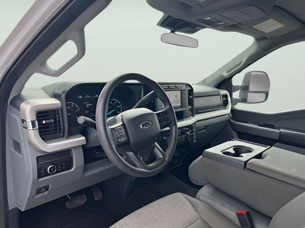 2024 Ford F-250 photo 17