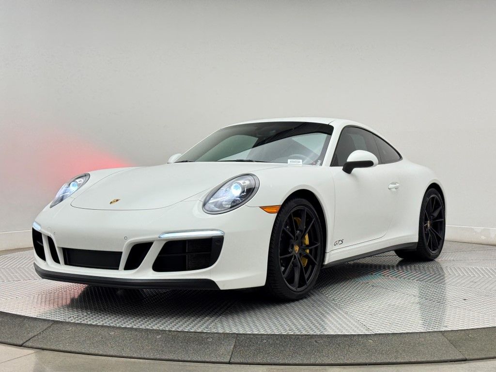 Thumbnail: 2019 Porsche 911 - 7