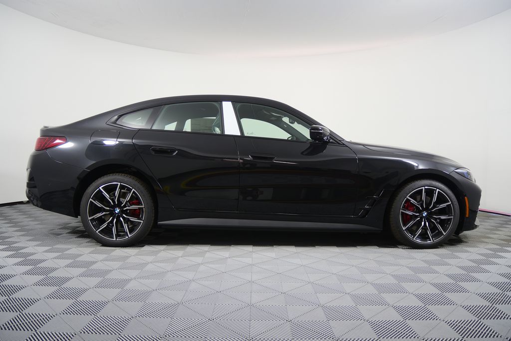 Thumbnail: 2025 BMW i4 - 2