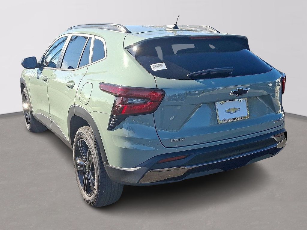 Thumbnail: 2025 Chevrolet Trax - 3