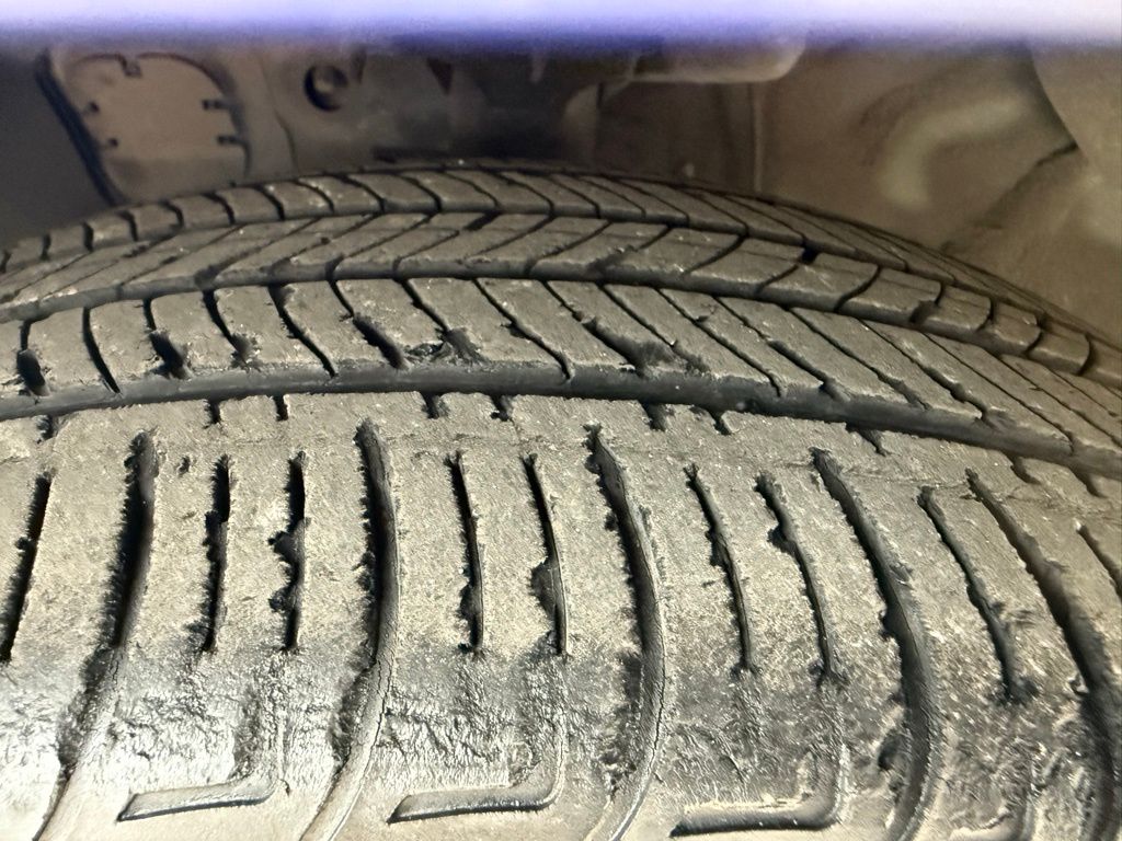 Thumbnail: 2023 Hyundai Elantra - 9