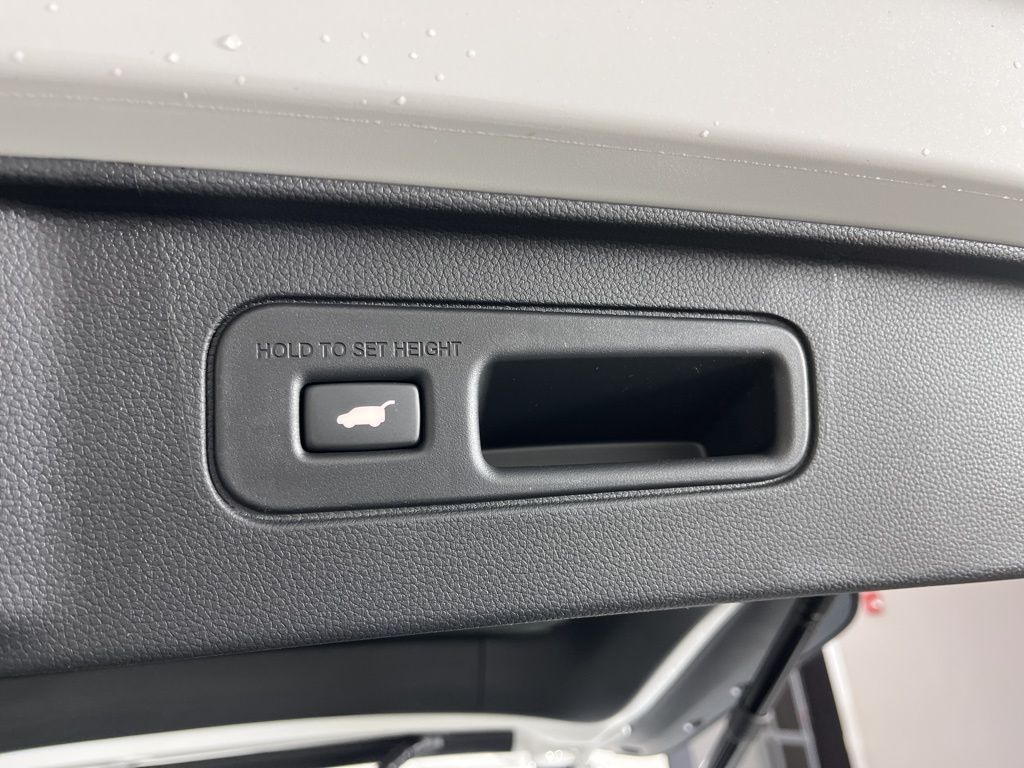 Thumbnail: 2026 Honda Pilot - 20