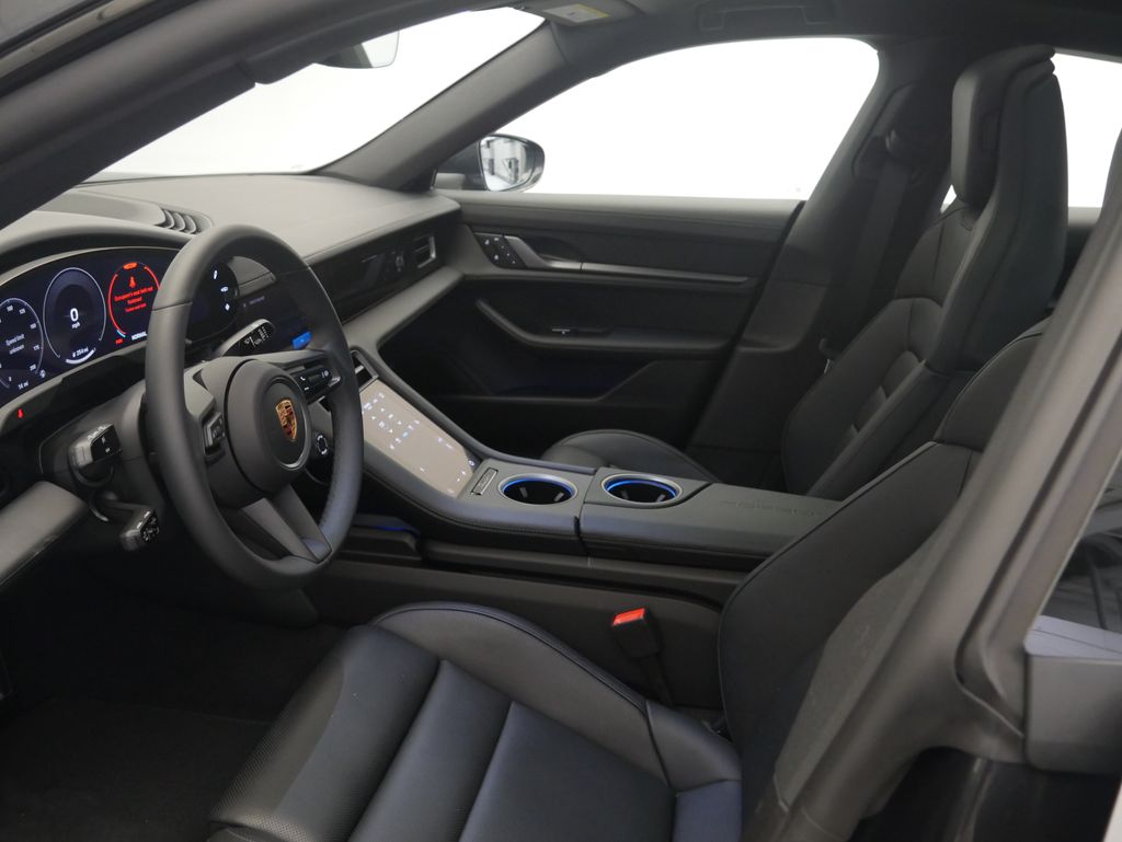 Thumbnail: 2026 Porsche Taycan - 5