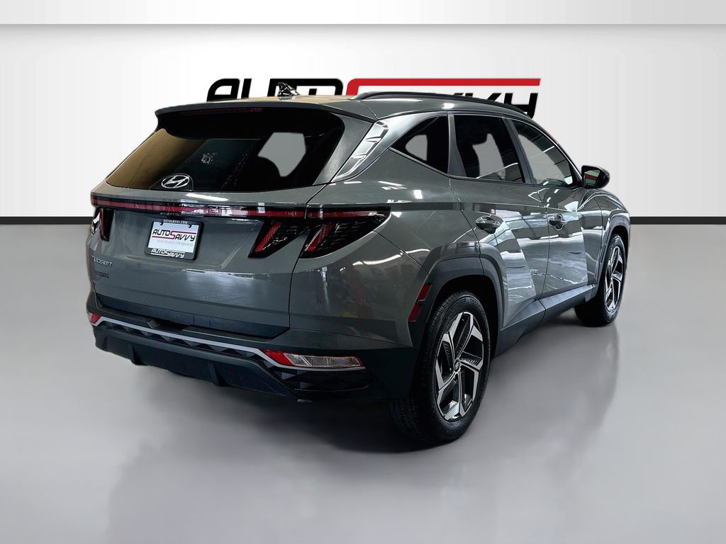 Used 2024 Hampton Gray Hyundai SEL image 7