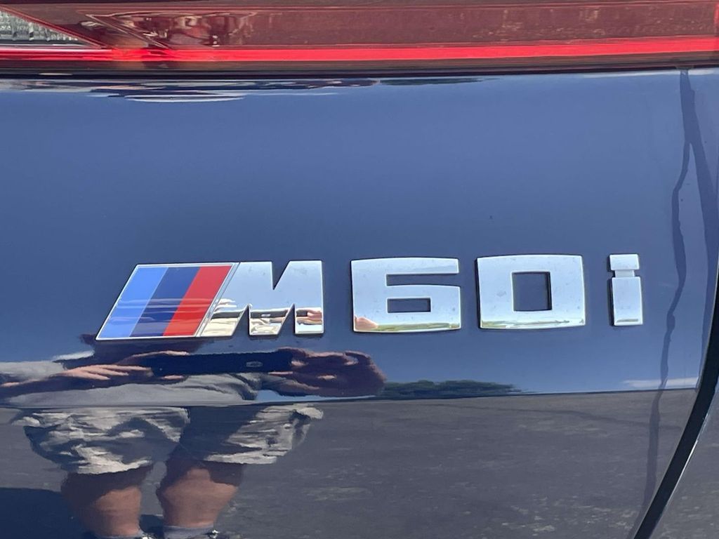 Used 2025 Blue BMW M60i image 11