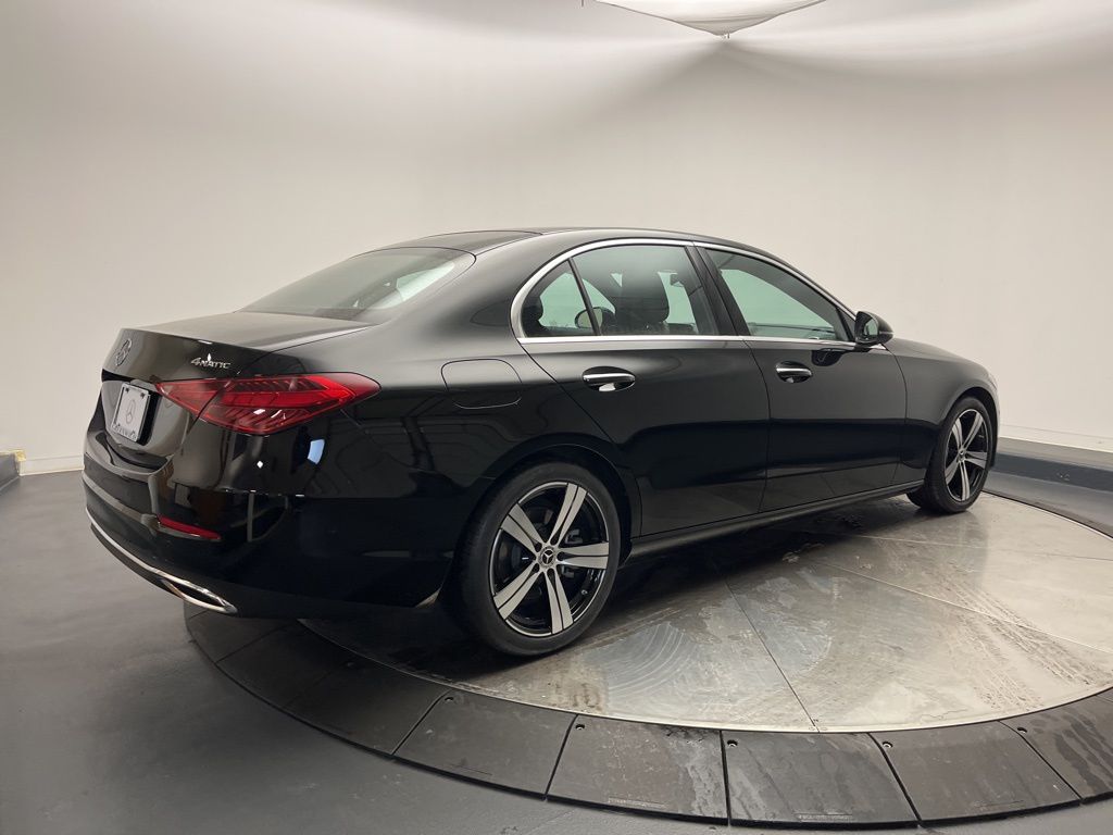 Thumbnail: 2025 Mercedes-Benz C-Class - 7