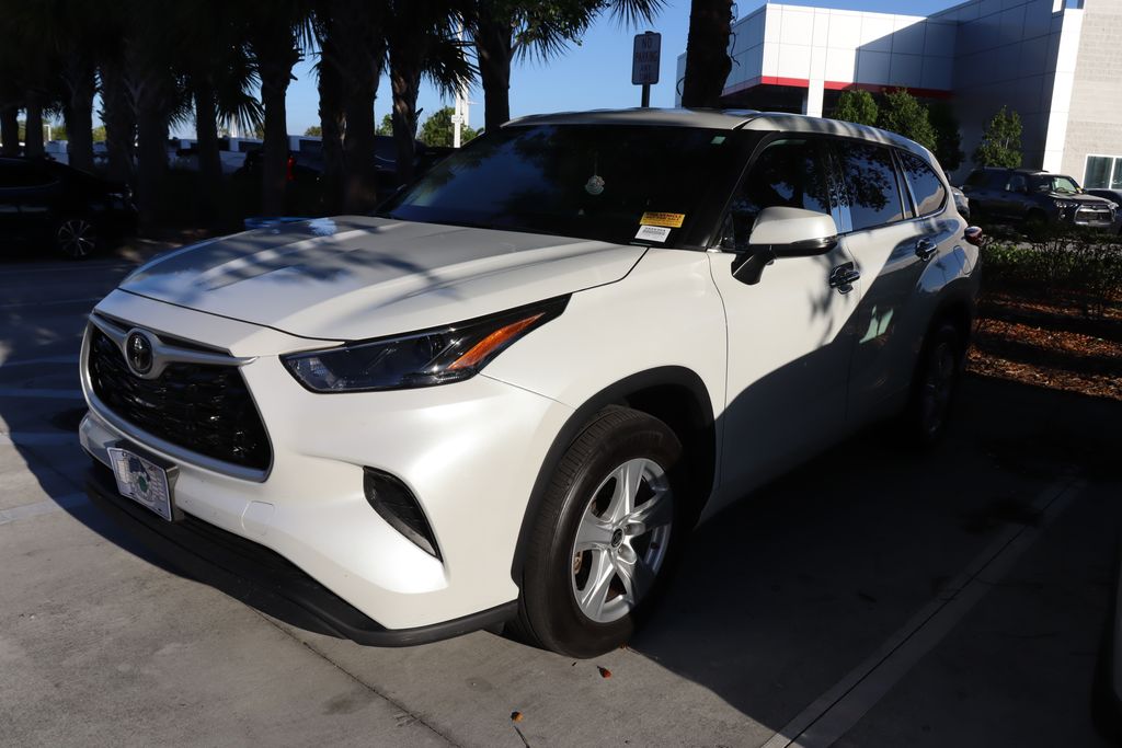 2022 Toyota Highlander L -
                West Palm Beach, FL