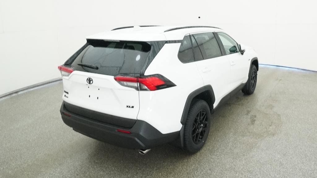 Thumbnail: 2025 Toyota RAV4 - 19