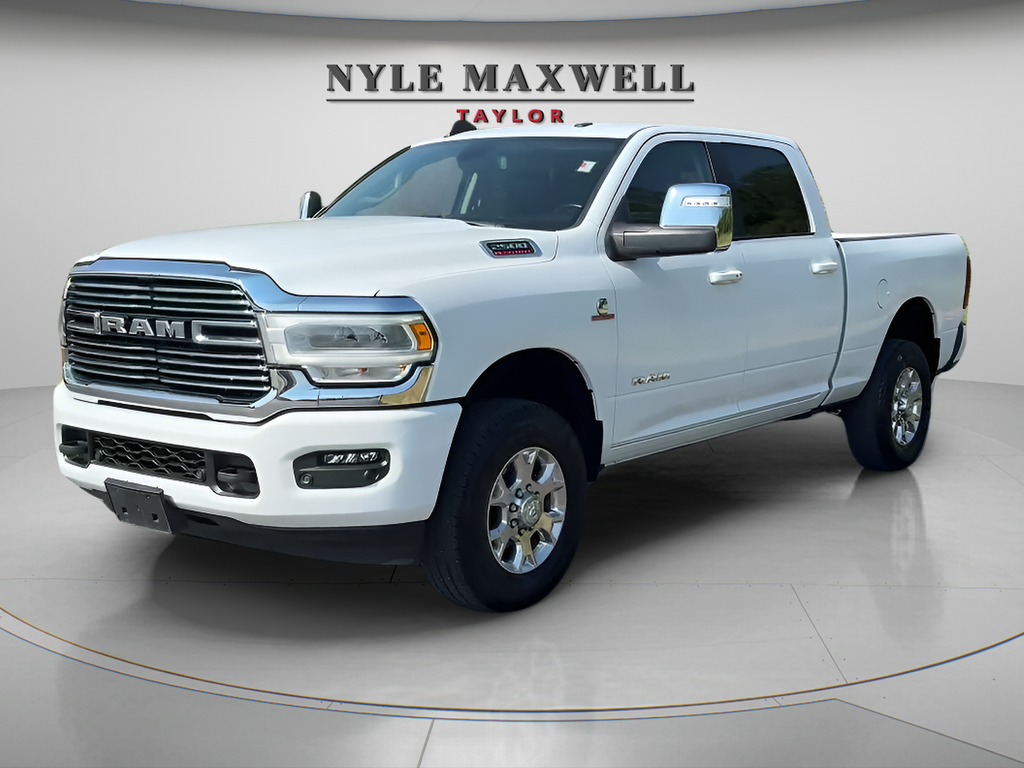Bright White Clearcoat 2024 RAM 2500 Pickup Truck Four-Wheel Drive 6-Speed Automatic