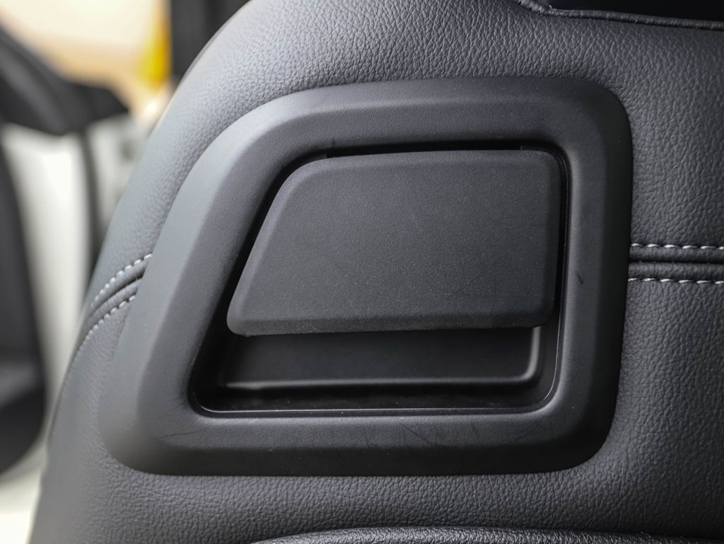 Thumbnail: 2022 BMW 4 Series - 22