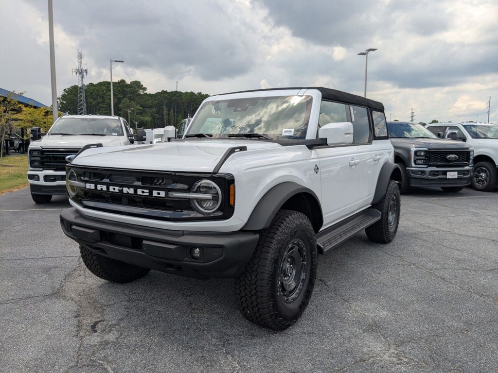 2025 Ford Bronco Outer Banks