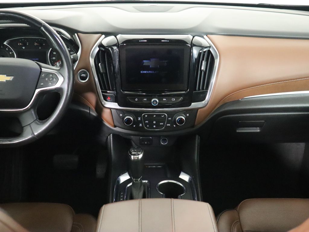 Thumbnail: 2018 Chevrolet Traverse - 14