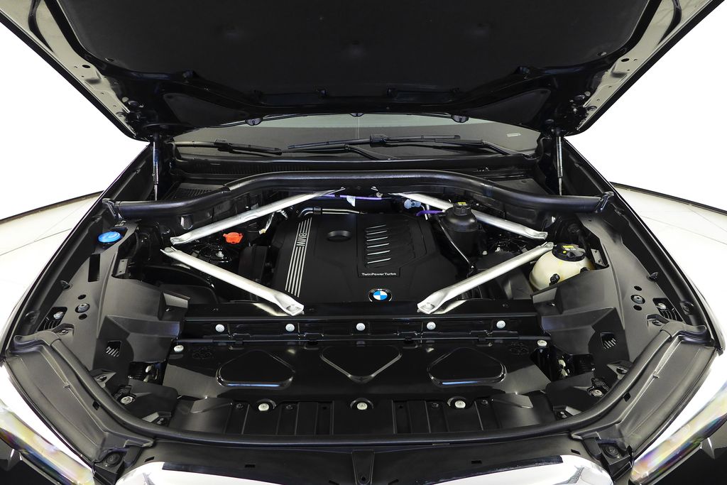 Thumbnail: 2023 BMW X5 - 6