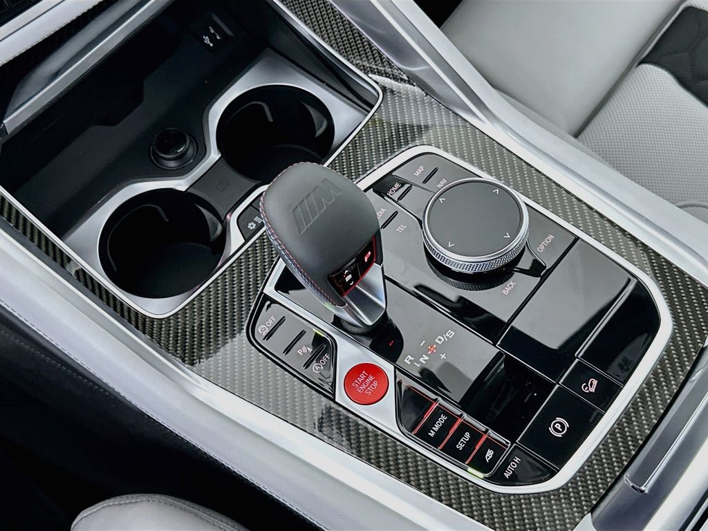 Thumbnail: 2027 BMW X6 - 15