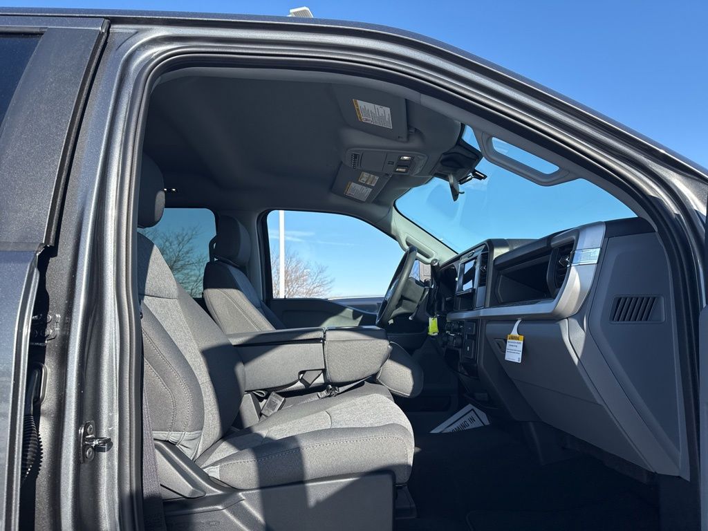 New 2026 Gray Ford XL image 26