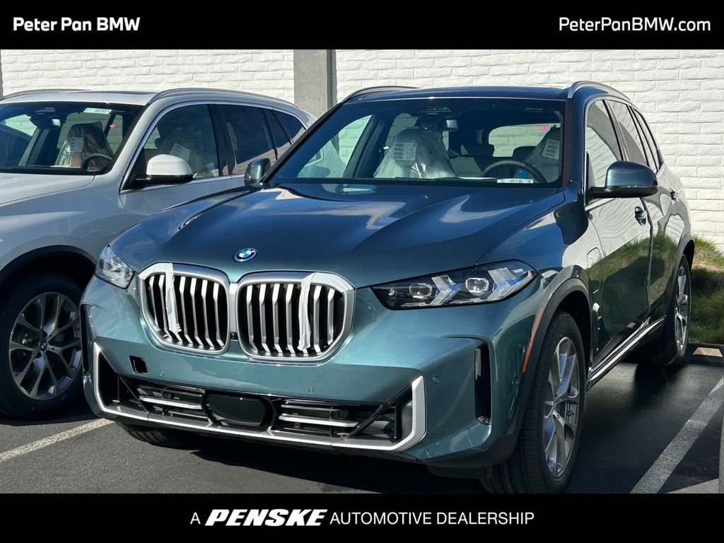Thumbnail: 2026 BMW X5 - 1