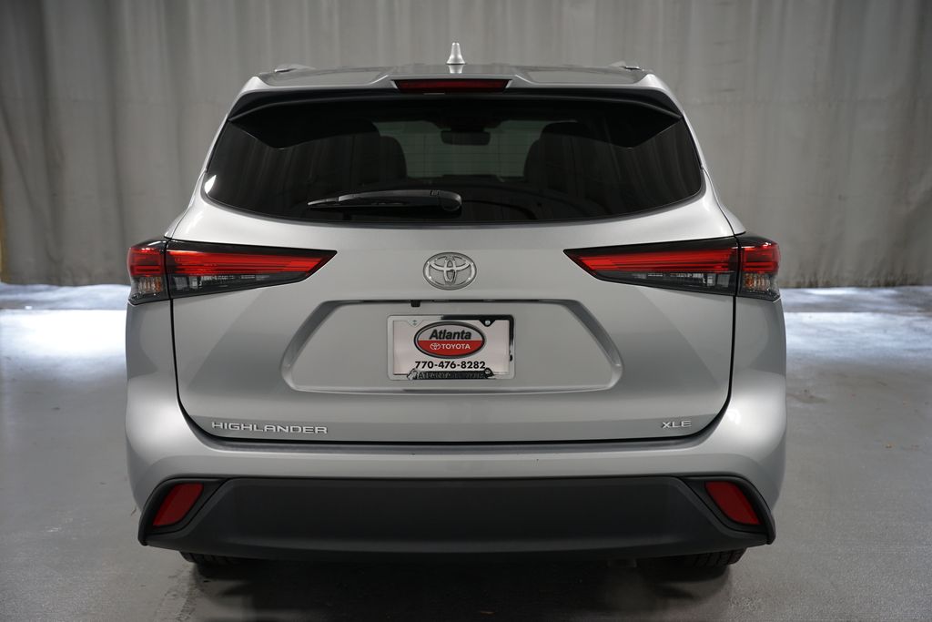 Thumbnail: 2023 Toyota Highlander - 7