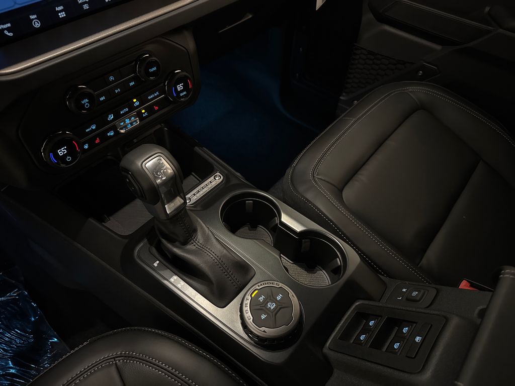 2026 Oxford White Ford Bronco Outer Banks 4X4 SUV