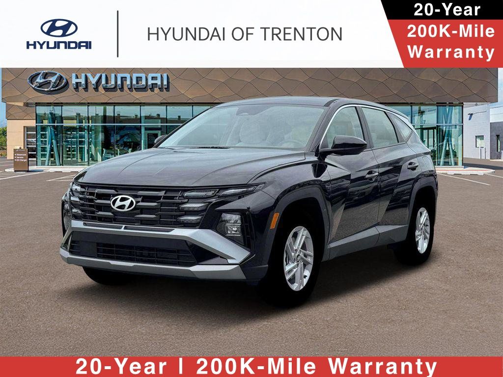 Phantom Black 2026 Hyundai Tucson SE FWD SUV / Crossover Front-Wheel Drive 8-Speed Automatic