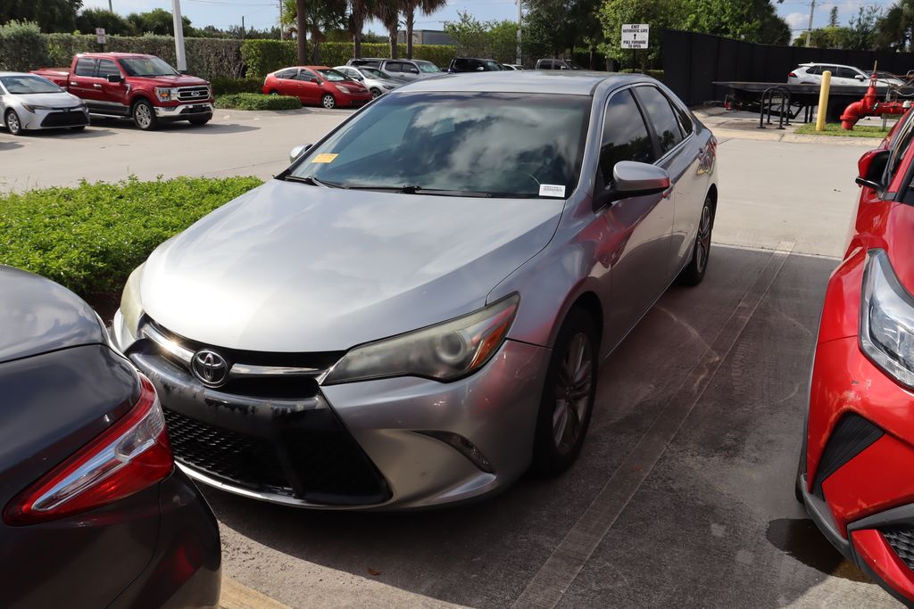 2017 Toyota Camry SE -
                West Palm Beach, FL