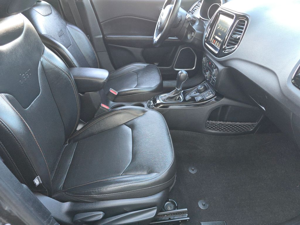 2020 Jeep Compass Limited photo 26