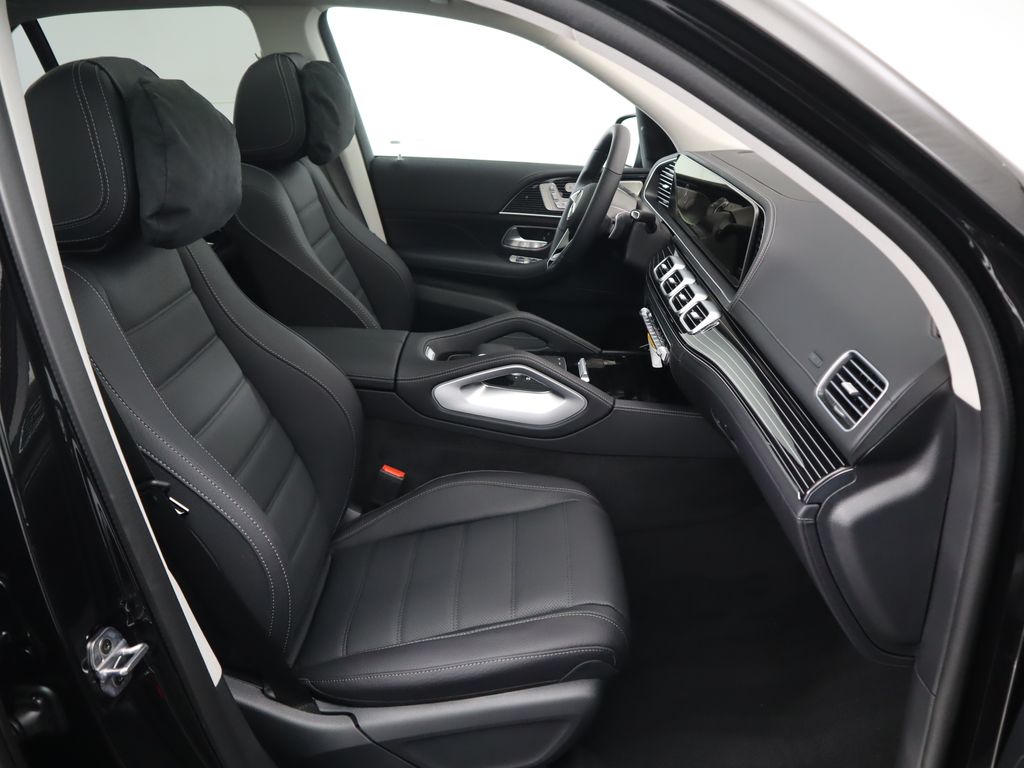 Thumbnail: 2026 Mercedes-Benz GLE - 22