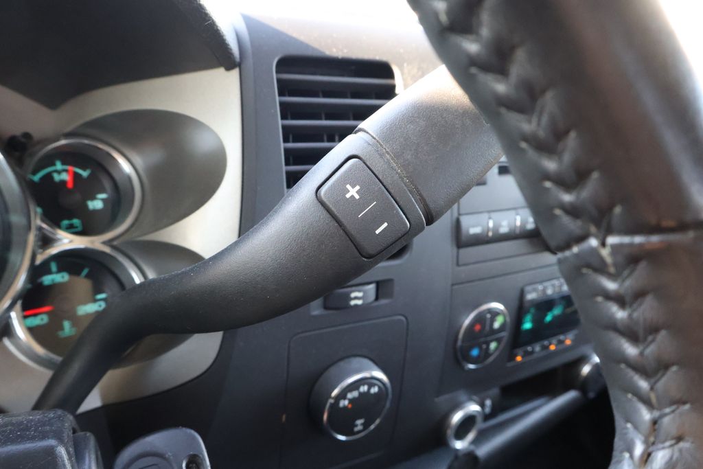 Thumbnail: 2012 GMC Sierra 1500 - 21
