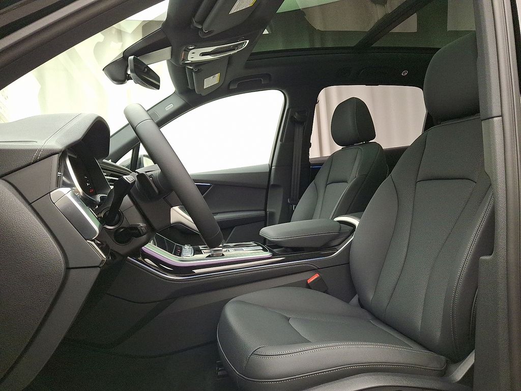 Thumbnail: 2025 Audi Q7 - 7