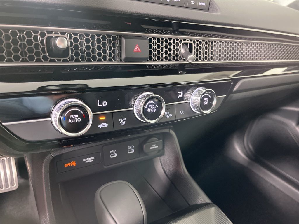 Thumbnail: 2026 Honda Civic - 27