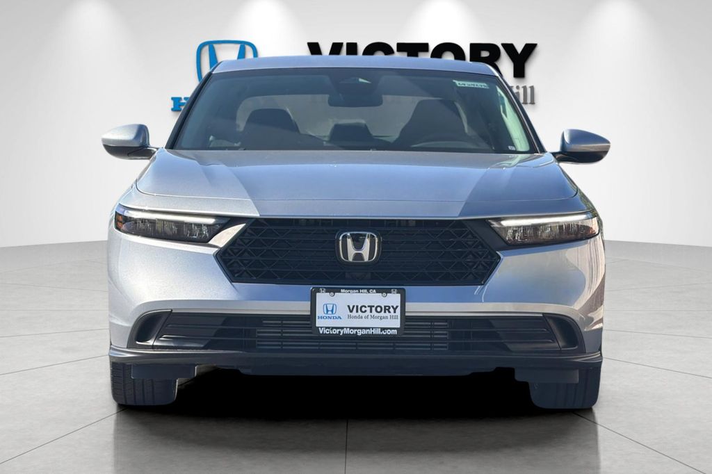 New 2026 Solar Silver Metallic Honda LX image 9