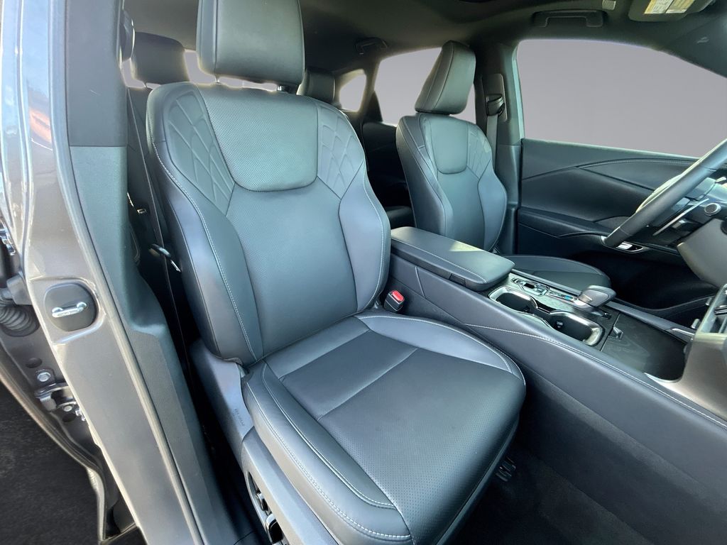 Thumbnail: 2023 Lexus RX - 16