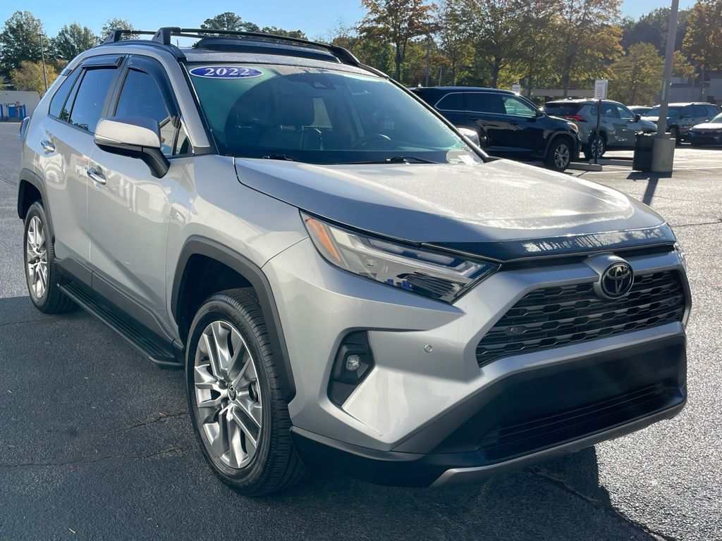 Thumbnail: 2022 Toyota RAV4 - 8