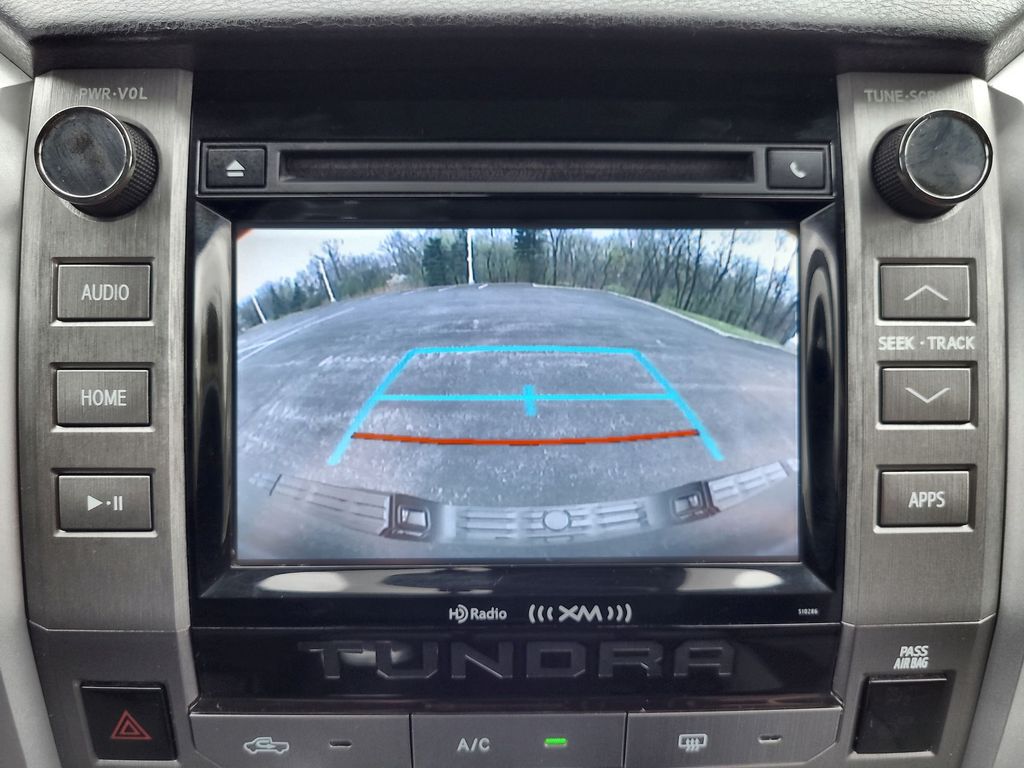 2018 Toyota Tundra SR5 17
