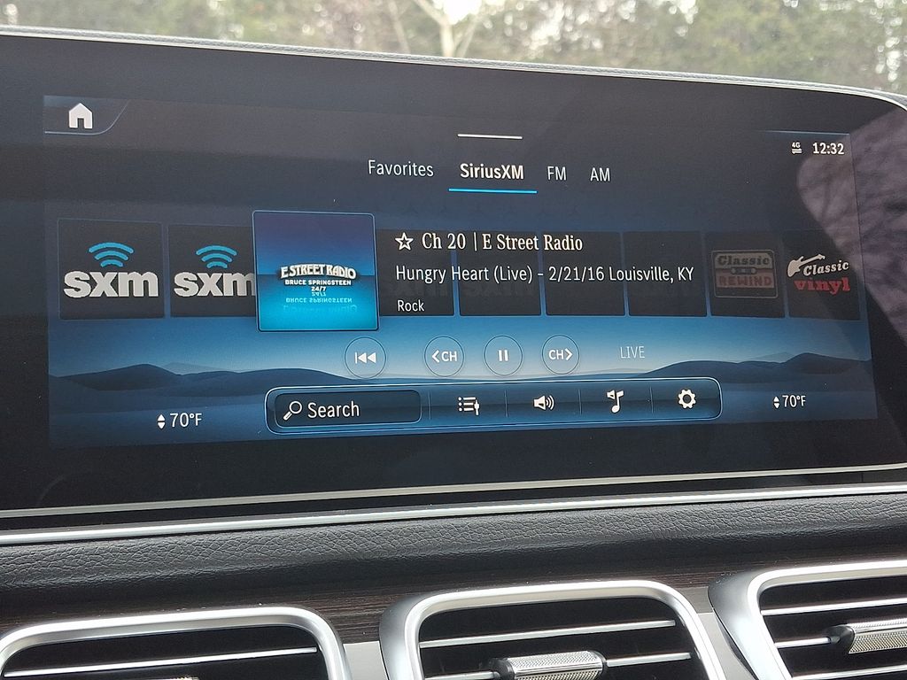 Thumbnail: 2026 Mercedes-Benz GLE - 13