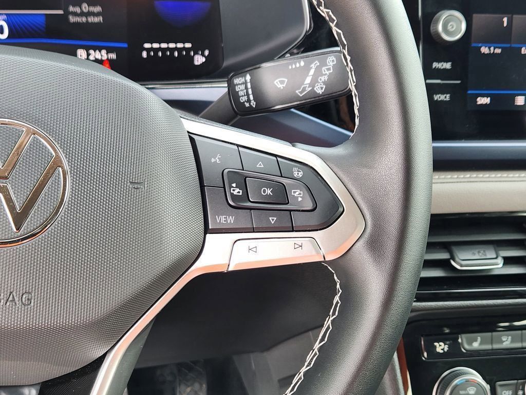 2024 Volkswagen Taos SE - Photo 10